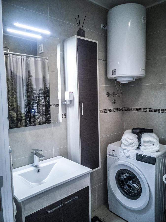 סובוטיקה Raw Industrial City Apartment מראה חיצוני תמונה